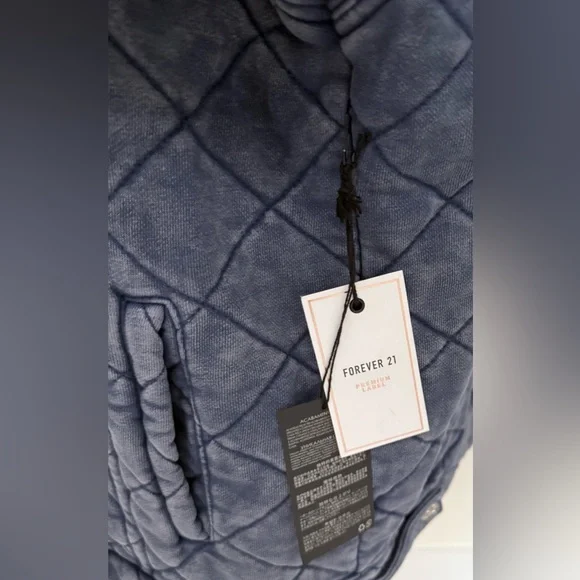 NWT Forever 21 Premium Label Quilted Blue Coat Size M - Picture 4 of 5